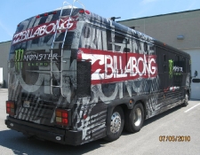 billabong-bus-2